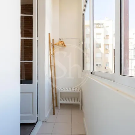 Apartment Hermoso Cerca De Plaza Universitat